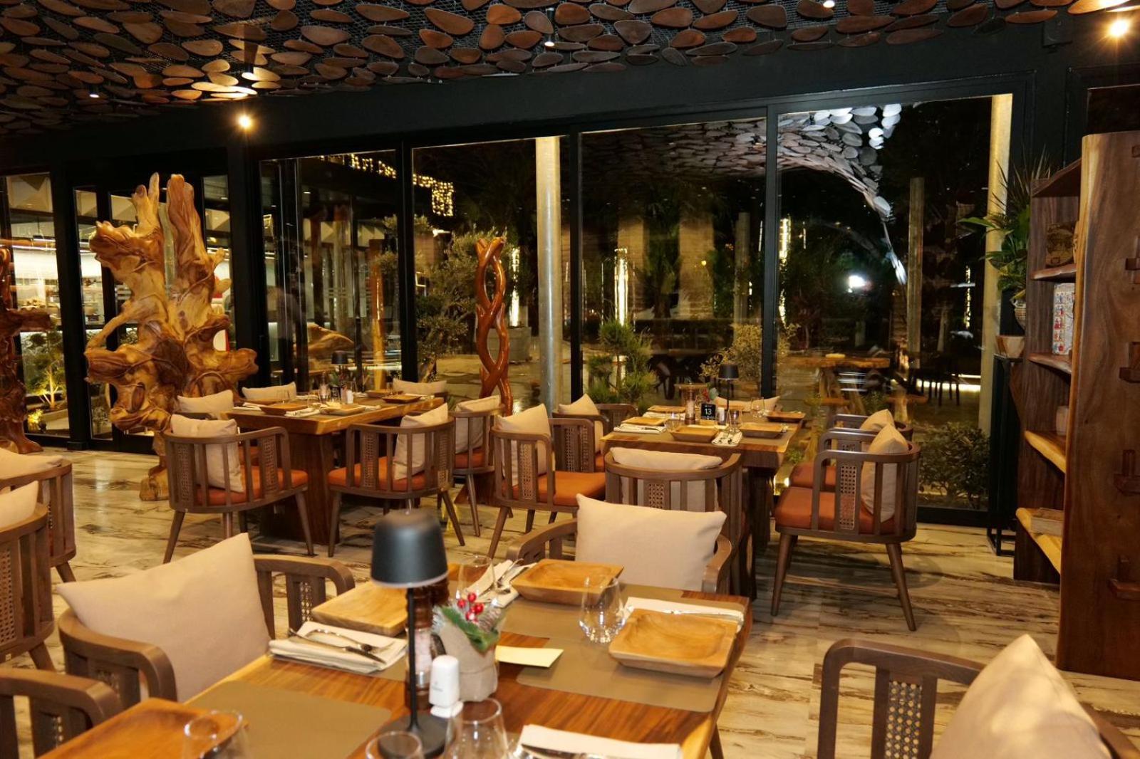 Grand Hotel Europa Shkoder Bagian luar foto