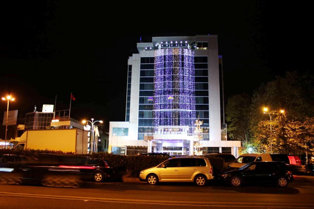 Grand Hotel Europa Shkoder Bagian luar foto