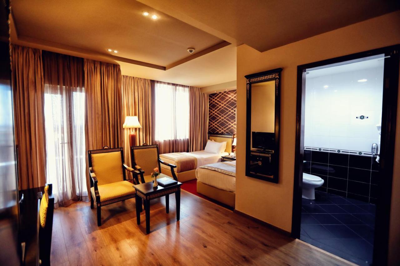 Grand Hotel Europa Shkoder Bagian luar foto